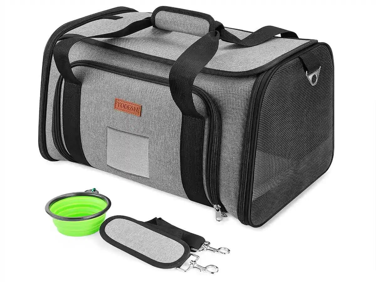 YOOFAN Hundetasche,Fluglinienzugelassene Faltbare Katzentragetaschen für 16,99 € inkl. Prime-Versand (statt 33,99 €)
