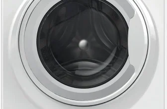 Weiße Waschmaschine mit großem Display und Bedienfeld