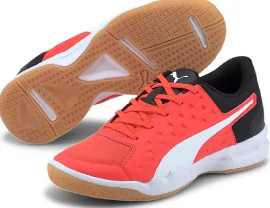 Puma KIDS HALLENSCHUHE AURIZ XT JR (Gr. 36,37 und 38) für 17,43 € inkl. Versand