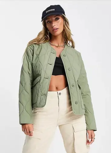 Napapijri A-Weather Gefütterte Damen Steppjacke (Gr. XS bis L) für 50,22 € inkl. Versand (statt 112,99 €)