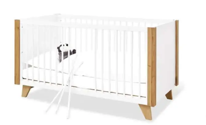 Pinolino Kinderbett Thore für 204,99 € inkl. Versand (statt 270,99 €)