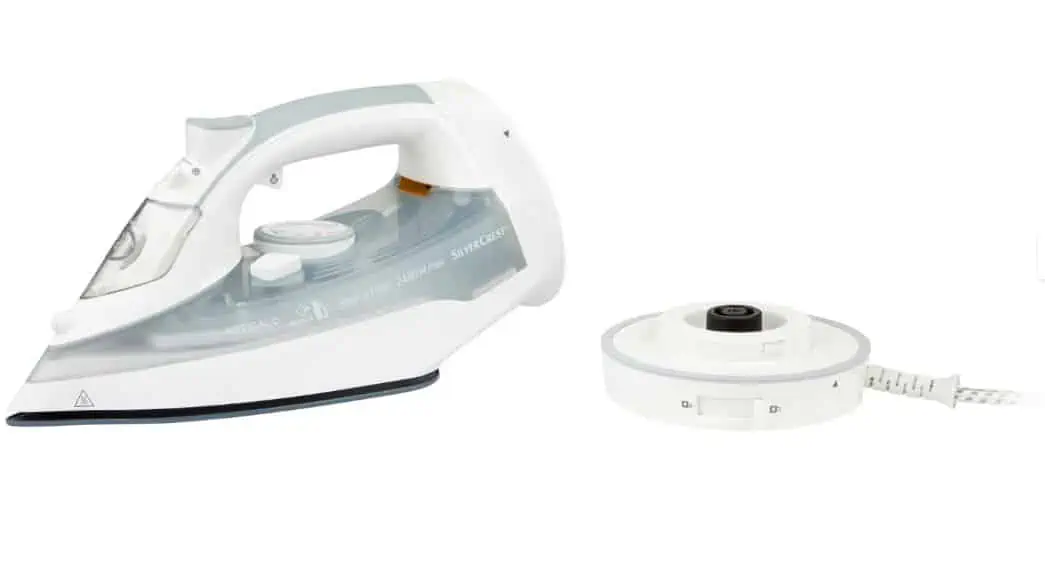 SILVERCREST Dampfbügeleisen »SDBK 2400 E1«, kabellos für 12,94 € inkl. Versand (statt 28,39 €)