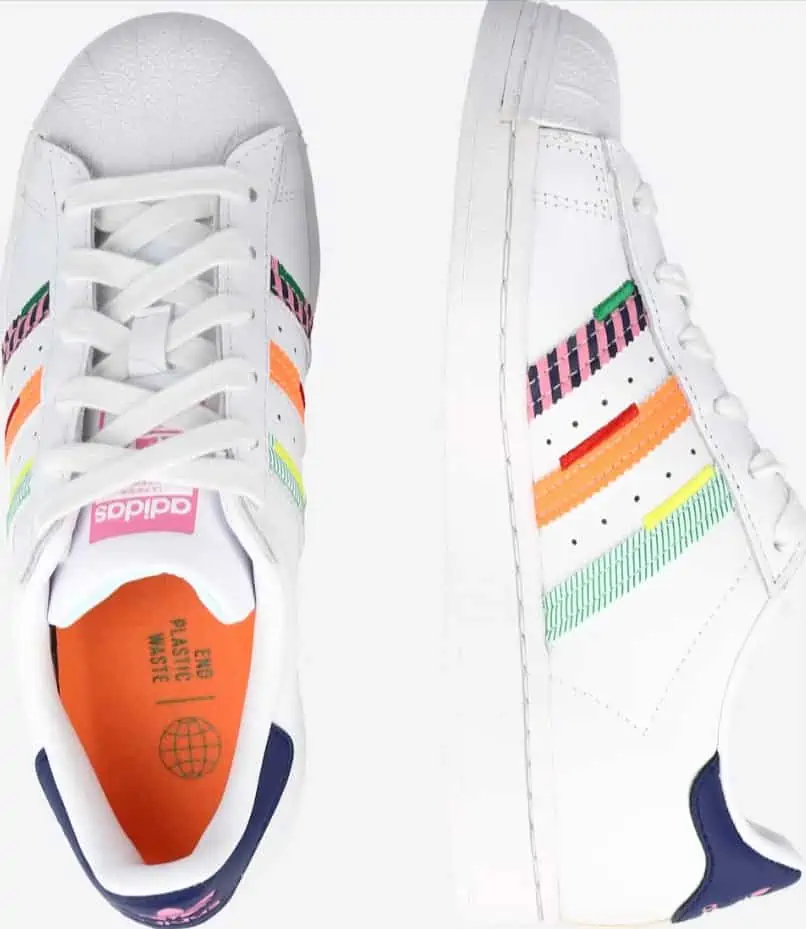 Adidas Superstar cloud white/night sky/green für 48,68 € inkl. Versand (statt 88,00 €)
