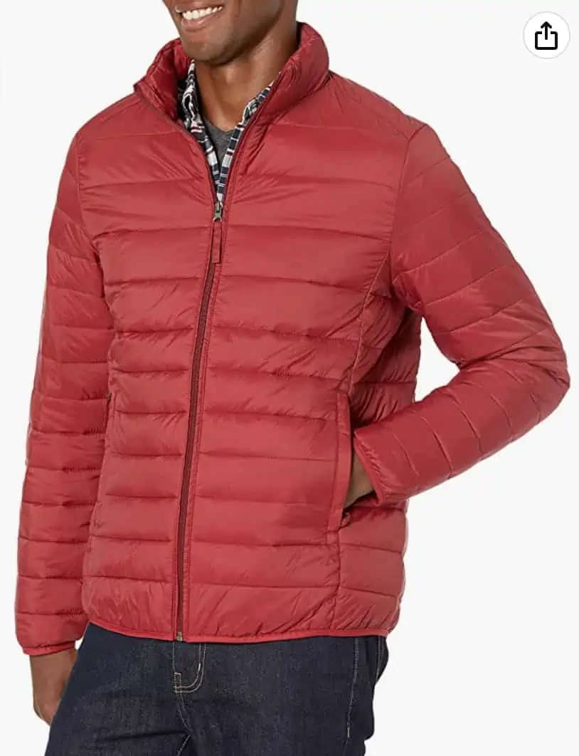 Amazon Essentials Herren Leichte, Wasserbeständige Pufferjacke für 17,50 € inkl. Prime-Versand (statt 34,99 €)