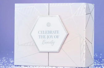 GLOSSYBOX Christmas Limited Edition 2022 GLOSSYBOX DE