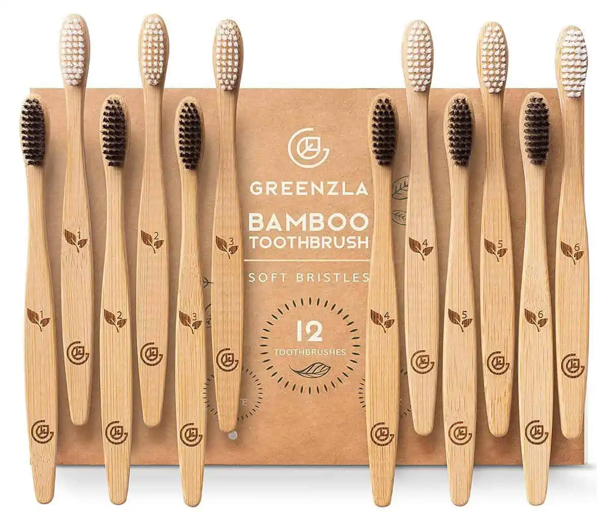 Greenzla Bambus-Zahnbürsten (12 Stück) | BPA-freie Zahnbürsten mit weichen Borsten für 7,19 € inkl. Prime-Versand (statt 11,99 €)