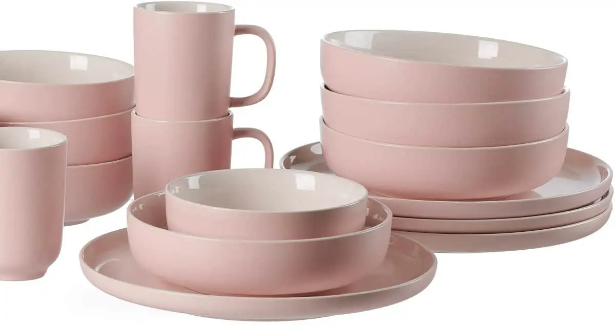 Ritzenhoff & Breker Kombiservice „Jasper“ in rosa (16-tlg.) für 50,00 € inkl. Versand statt 86,46 €