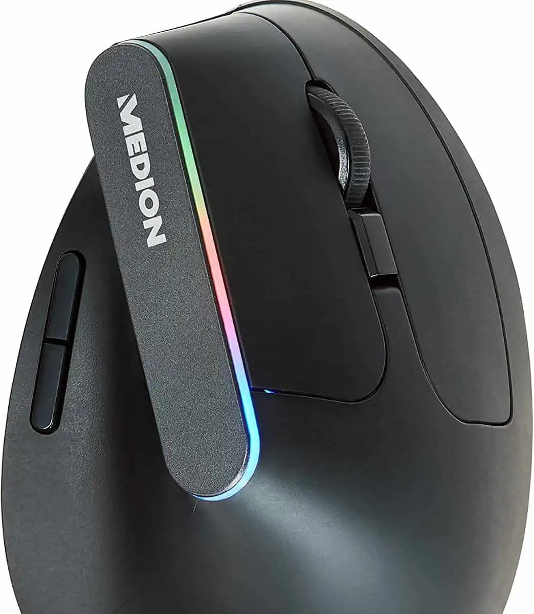 MEDION E81023 vertikale Maus (kabellos, wiederaufladbar, Bluetooth und 2.4GHz, USB, 6 Tasten, bis zu 4000 DPI) für 14,99 € [Prime] statt 20,00 €