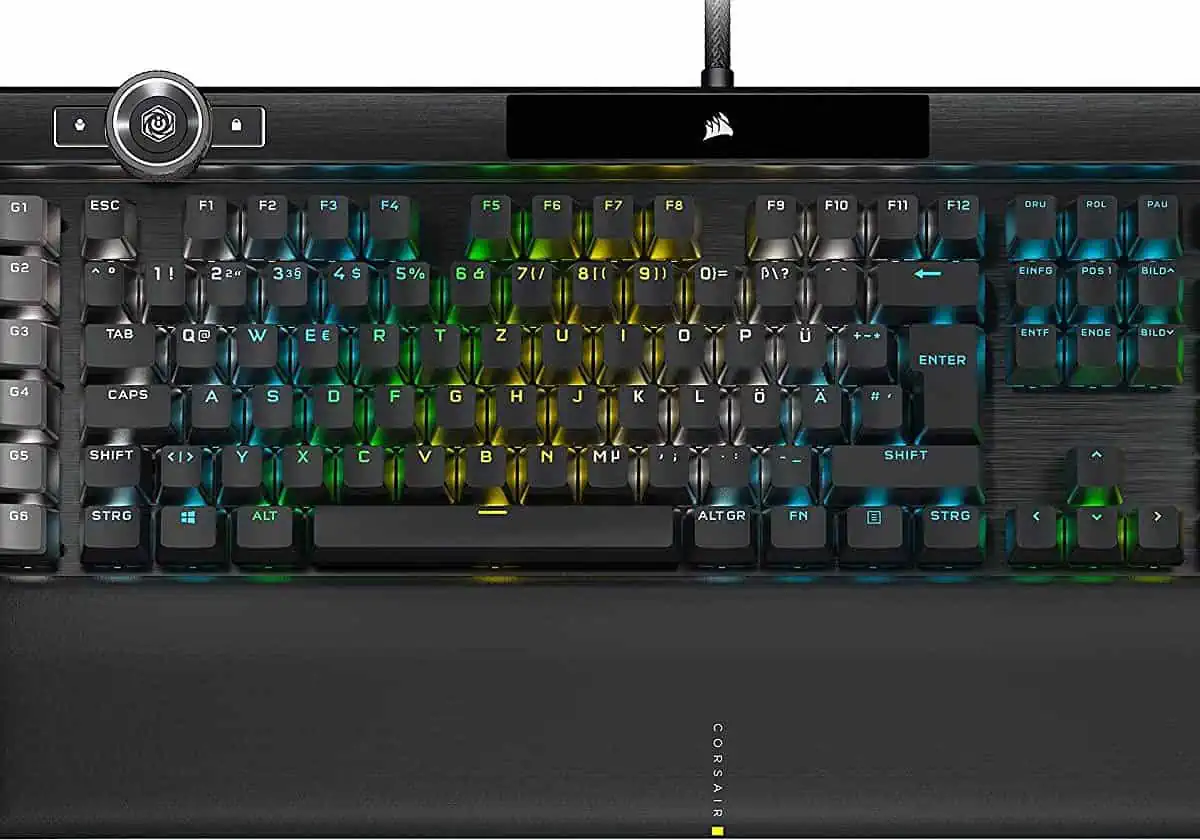 Corsair K100 RGB Mechanische Gaming-Tastatur (CHERRY MX SPEED: Schnell & Hochpräzise, RGB Beleuchtung, PBT-Double-Shot-Tastenkappen) für 179,00 € inkl. Versand (statt 234,99 €)