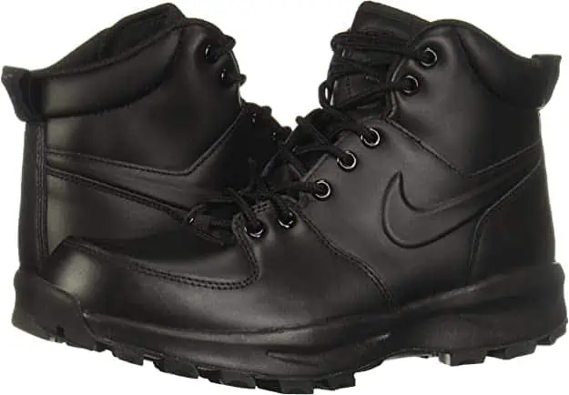 Nike Sportswear Manoa Leather Schnürboots (Gr. 42,5 & 44) für 49,95 € inkl. Versand (statt 79,94 €)