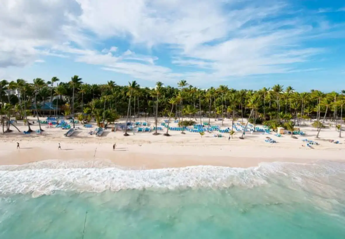 Dieses Jahr in die Karibik 😍 Dom Rep – 10 Tage 4* RIU Hotel mit All Inclusive, Flug, Transfer & Zug ab 1143 €
