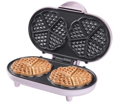 Amazon de Bestron Doppel Waffeleisen fuer klassische Herzwaffeln Waffelmaker mit Antihaftbeschichtung Watt Rosa