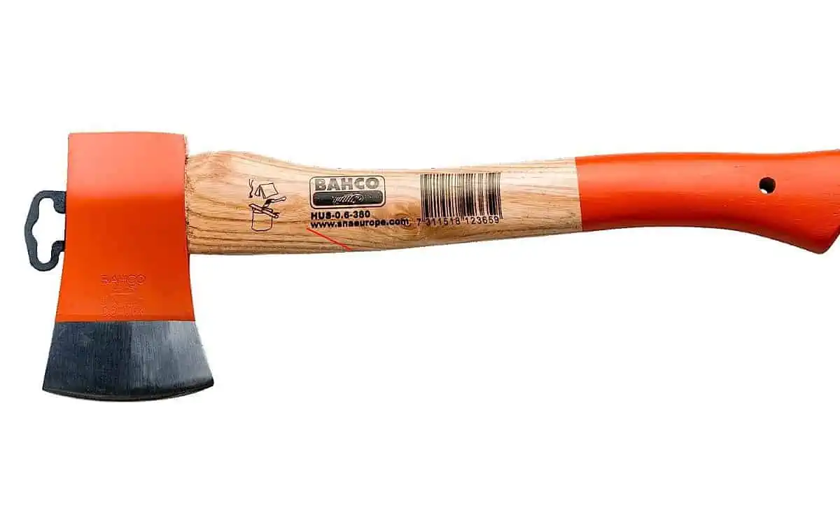 Bahco Camping-Axt mit geschwungenem Eschenstiel und Yankee-Muster für 17,09 € inkl. Prime-Versand (statt 27,08 €)