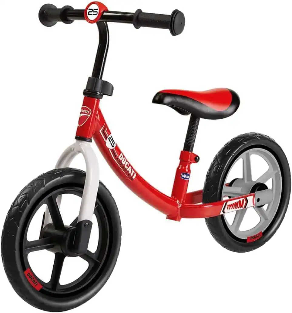 Chicco Ducati Laufrad „Ducati Plus“ (2-5 Jahre, max. 25 kg, mit höhenverstellbarem Sattel und Lenker) für 29,99 € inkl. Versand (statt 47,49 €)