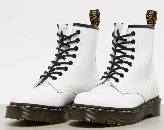 Dr. Martens 1460 Bex 8 Eye Boot für 99,00 € inkl. Versand (statt 158,00€)