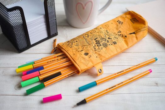 Fineliner STABILO point im Kraftpapier Maeppchen mit verschiedenen Farben