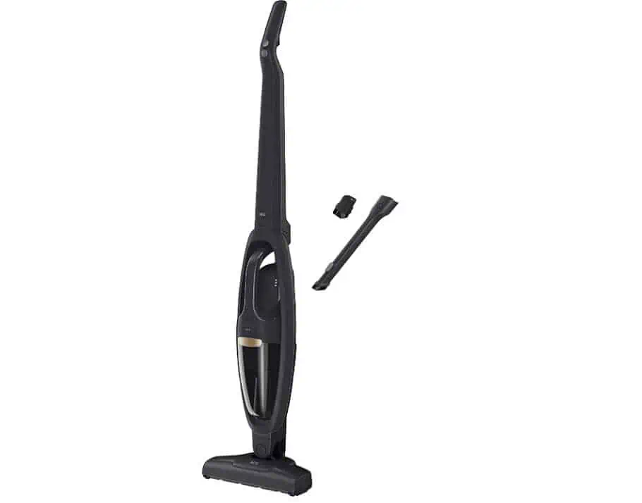 AEG Akku-Staubsauger QX6-1-42GG für 105,90 € inkl. Versand (statt 148,94 €)