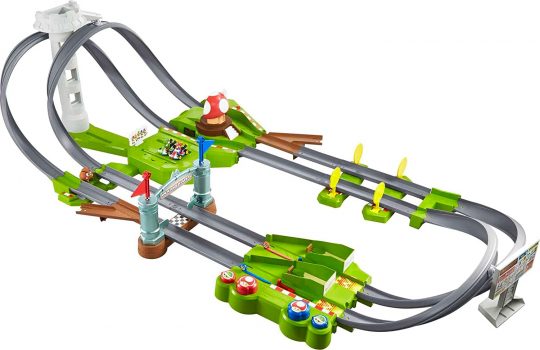 Hot Wheels HFY Mario Kart Mario Rundkurs Rennbahn Trackset Deluxe inkl. Spielzeugautos