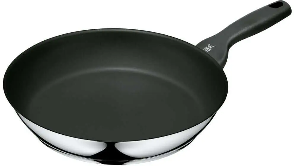 WMF CeraDur Profi Bratpfanne (28 cm) für 45,94 € inkl. Versand (statt 64,99 €)