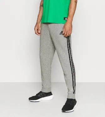 adidas Sportswear Jogginghose GK8889 (Gr. S + M) für 15,49 € inkl. Versand (statt 35,00 €)