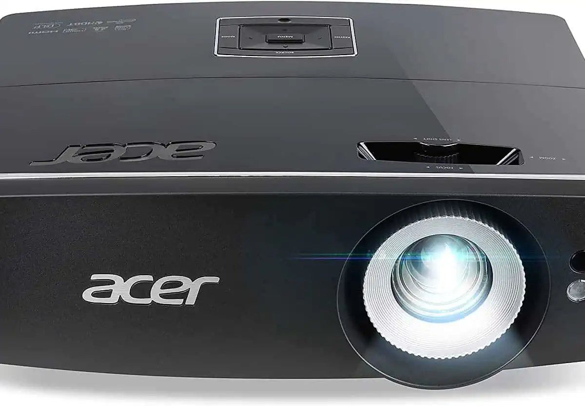 Acer P6505 DLP Beamer (Full HD (1.920 x 1.080 Pixel) 5.500 ANSI Lumen für 765,67 € inkl. Versand (statt 1.246,21 €)