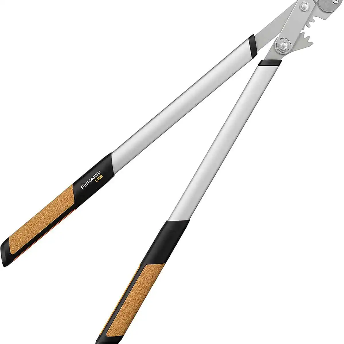 Fiskars Quantum Amboss Getriebeastschere (80 cm) für 49,99 € inkl. Versand (statt 64,89 €)