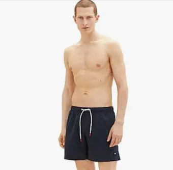 TOM TAILOR Herren Basic Badeshorts in vielen Farben / Größe: S – XXL für 13,99 € inkl. Prime versand