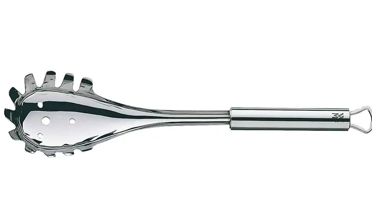 WMF Profi Plus Spaghettilöffel (32 cm) für 16,75 € inkl. Prime-Versand (statt 21,00 €)