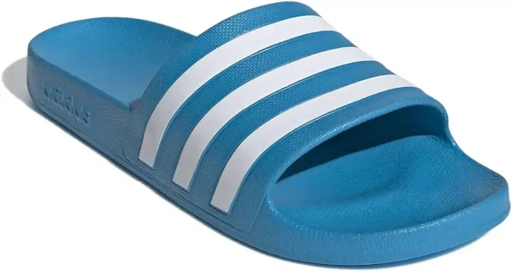 Adidas Aqua Adilette In Blau Für 11,45 € Inkl. Prime-Versand (Statt 16,35 €)