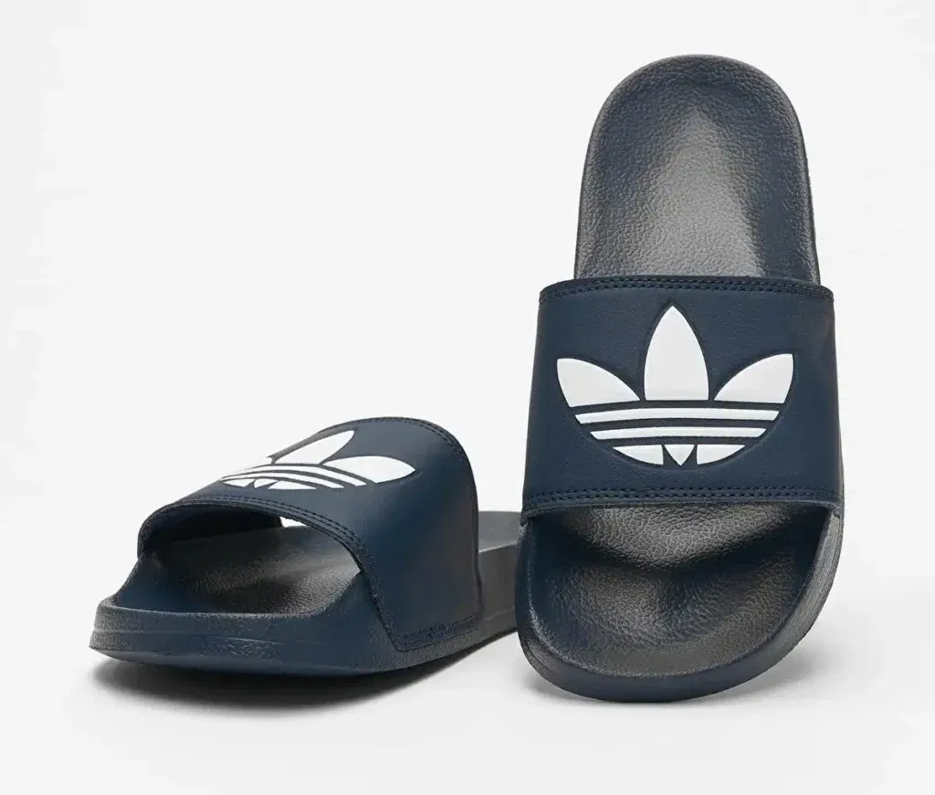 Adidas Adilette Lite (Weiß, Schwarz, Blau, Rot) Für 13,25€ Inkl. Versand Statt Für 20,28€