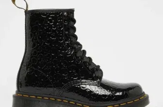 Dr. Martens 1460 W 8 Damen Eye Boot ab 107,99 € inkl. Versand (statt 138,98 €)