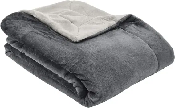 s.Oliver Doublesoft Kuscheldecke für nur 24,99 € inkl. Prime-Versand statt 47,20 € 🛋️