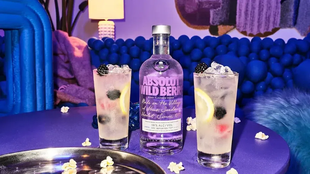 Absolut Vodka Wild Berri 1L (38% Wodka Mit Fruchtig-Intensivem Wildberry-Geschmack, Ohne Zucker) 🍇