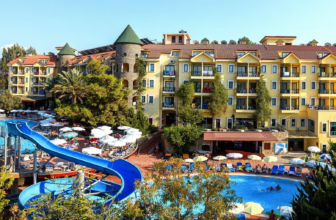 Poolbereich des 4* Dosi Hotels in Side-Kumköy, Türkei