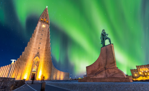 Günstige Hin Rückflüge nach Reykjavík