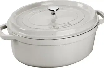 Staub Bräter Cocotte 29cm oval für 125,94 € inkl. Versand