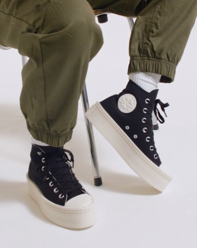 Chuck-Taylor-All-Star-Modern-Lift-Platform-Canvas