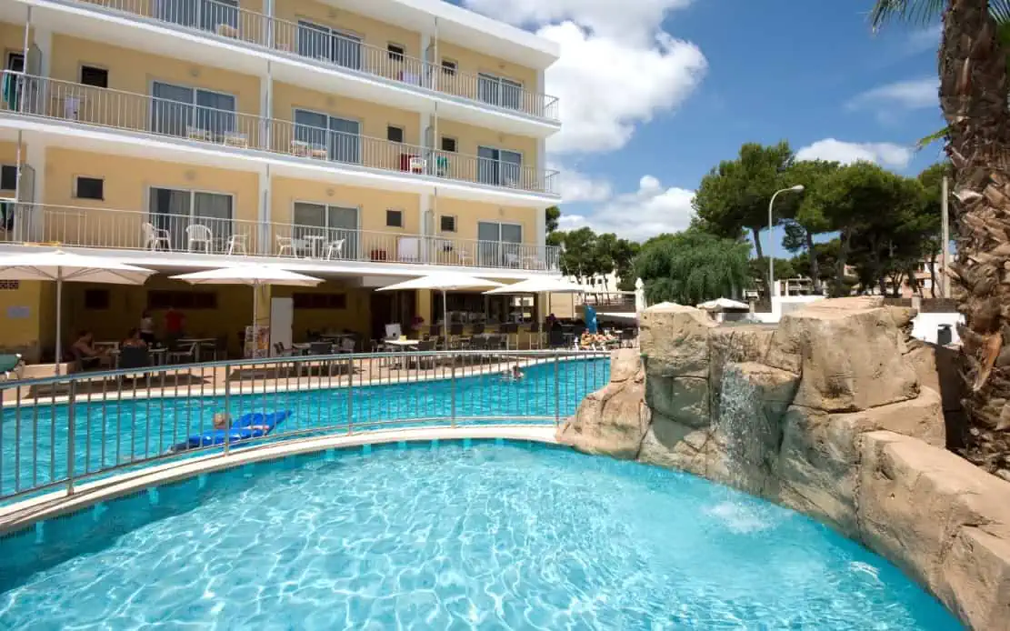 8 Tage Mallorca im April: 4* Hotel Capricho mit mit Frühstück, Flug ab 323€