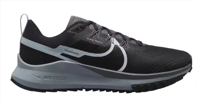 Nike React Pegasus Trail 4 Herren Trailschuhe (Gr. 44,5 bis 49) ab 66,41 € Versand