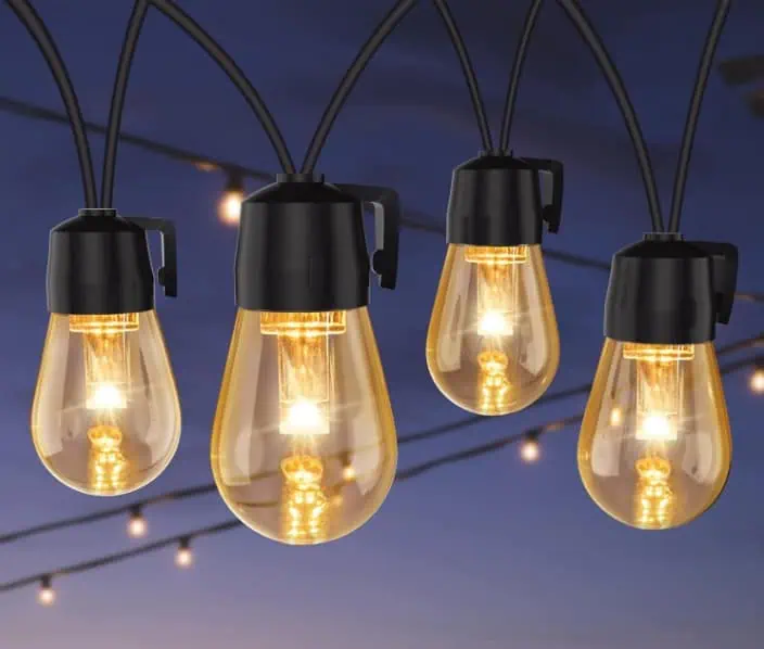 BESCOST Lichterkette Außen 15M für 9,99 € inkl. Prime-Versand (statt 15,99 €)
