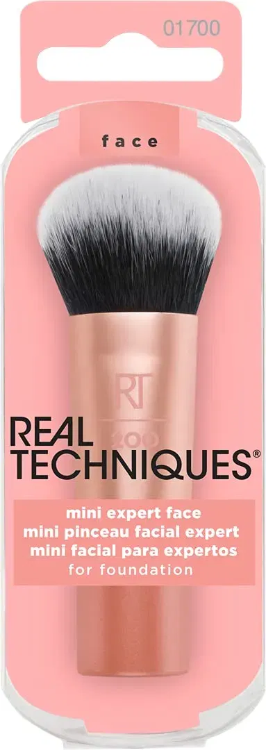 Real Techniques Mini Expert Face Brush für 2,05 € inkl. Prime-Versand