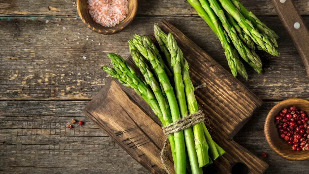 Marktguru: 0,50 € Cashback auf grünen Spargel (effektiv 400g Bund bei EDEKA für 3,49 €)