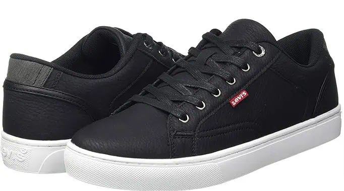 Levi’s Courtright Sneaker in Schwarz für 29,95€