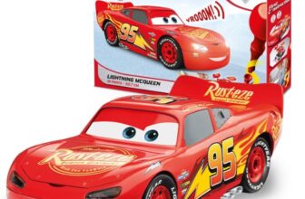 Revell-Lightning-McQueen-Disney-Cars-Auto-mit-Licht-Sound-First-Construction-Bausatz-für-Kinder-ab-4-Rot-Amazon-de-Spielzeug