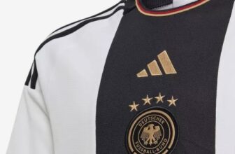 adidas-Germany-Home-Shirt-2022-Junior-Boys-Internationale-Nachbildungen-von-Trikots-Sports-Direct