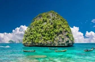 beautiful-uninhabited-island-in-thailand-2023-11-27-05-35-37-utc