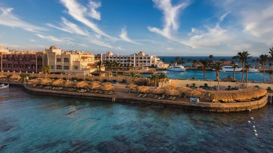 Schnäppchen, Deals Und Rabattcodes Des Tages - Bild Eines Aqua-Parks In Hurghada Am Roten Meer