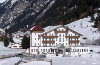 Hotel-Tia-Monte-in-Feichten-im-Kaunertal