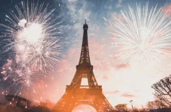 eiffel-tower-paris-france-with-fireworks-cele-2023-11-27-05-24-31-utc