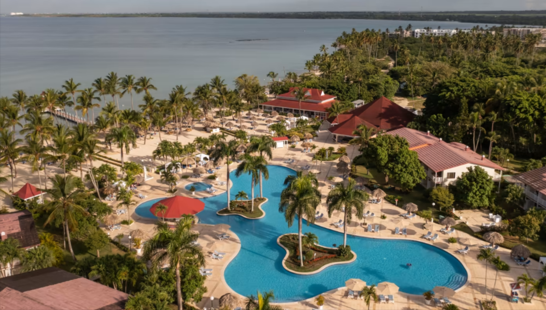 -Außenansicht-Bahia-Principe-Grand-La-Romana-San-Pedro-De-Macoris-•-HolidayCheck-Dominikanische-Republik-Südküste-Dominikanische-Republik--01-12-2025 04 48 PM -Außenansicht-Bahia-Principe-Grand-La-Romana-San-Pedro-De-Macoris-•-Holidaycheck-Dominikanische-Republik-Südküste-Dominikanische-Republik--01-12-2025 04 48 Pm